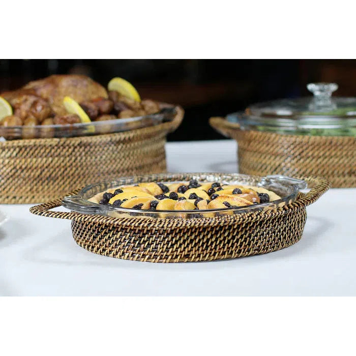 Round Baker Wicker Pyrex Pie Plate w/ Holder-Home/Giftware-Kevin's Fine Outdoor Gear & Apparel