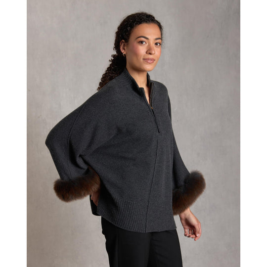 Alashan 100% Kaschmir Eliza Poncho mit Fuchspelzbesatz