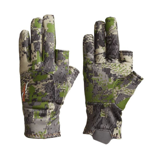 Sitka Fanatic hunting gloves in camo print with half-finger design on thumb and forefinger for dexterity.
